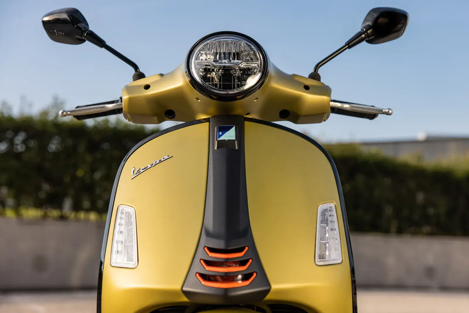/images/models/gts-300-sport/gallery/2.webp